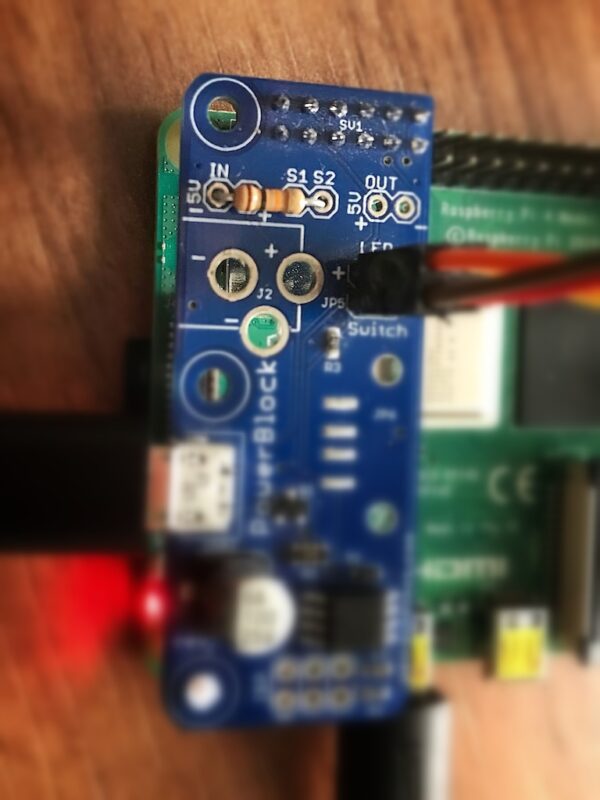 RPi 4 compatible: PowerBlock with 10K resistor between “OUT -” pin and “S2” pin (GPIO pin 11)